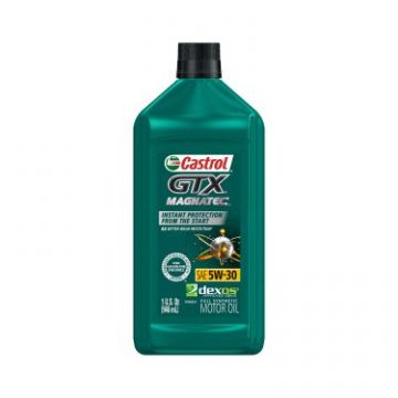 Castrol GTX Magnatec Green 5W-30 Motor Oil Quart Bottles